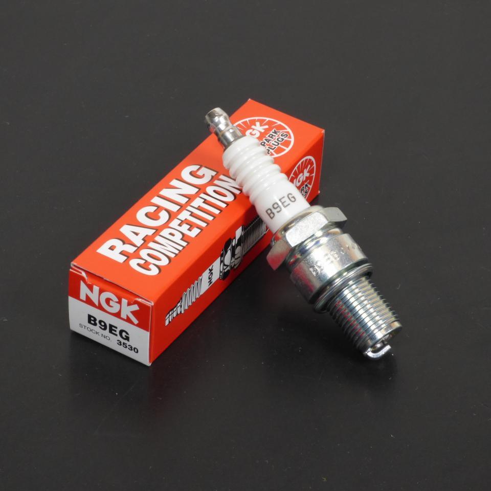 Bougie d'allumage NGK pour Moto Fantic 125 PROFESSIONAL Après 1995 Neuf