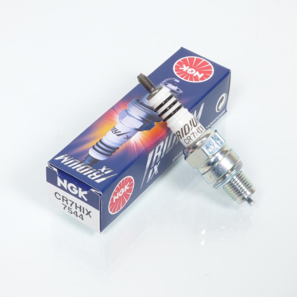 Bougie d'allumage NGK pour Scooter TNT 50 ROMA 4T 2007 à 2020 CR7HIX / 7544 Neuf