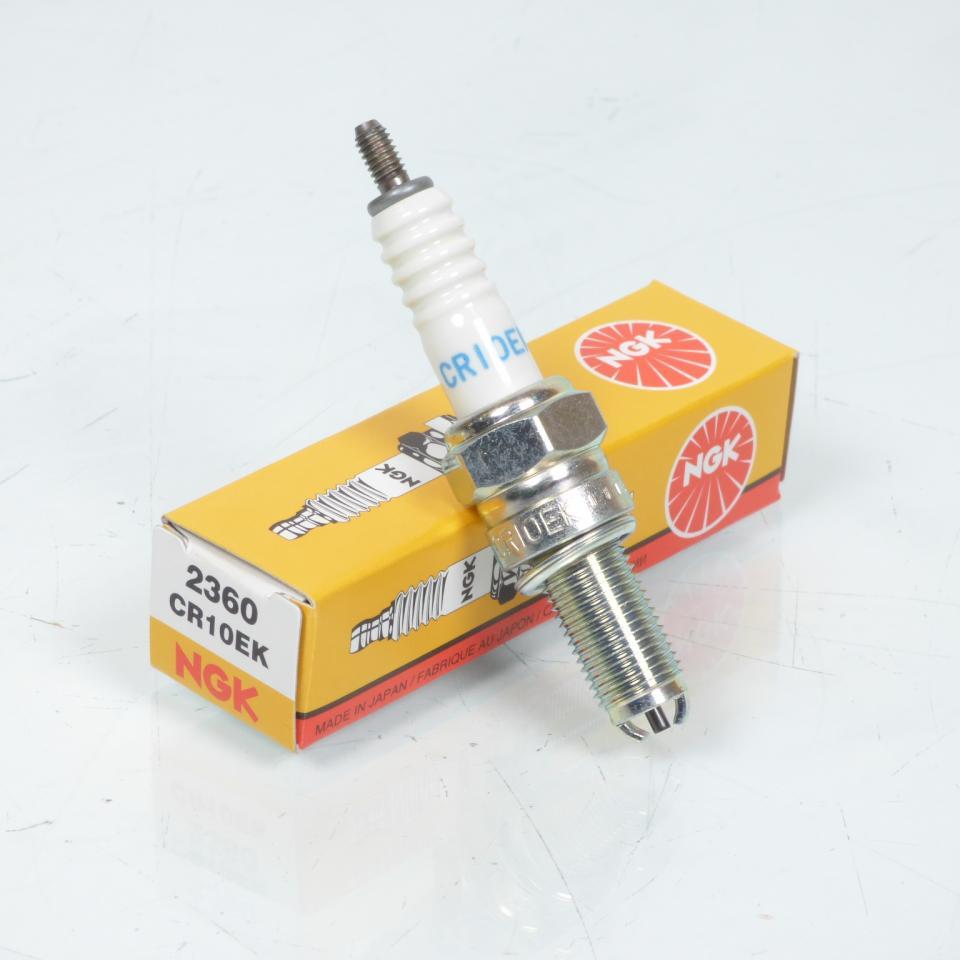 Bougie d'allumage NGK pour Moto Yamaha 600 R6 1999 à 2016 CR10EK / 2360 Neuf