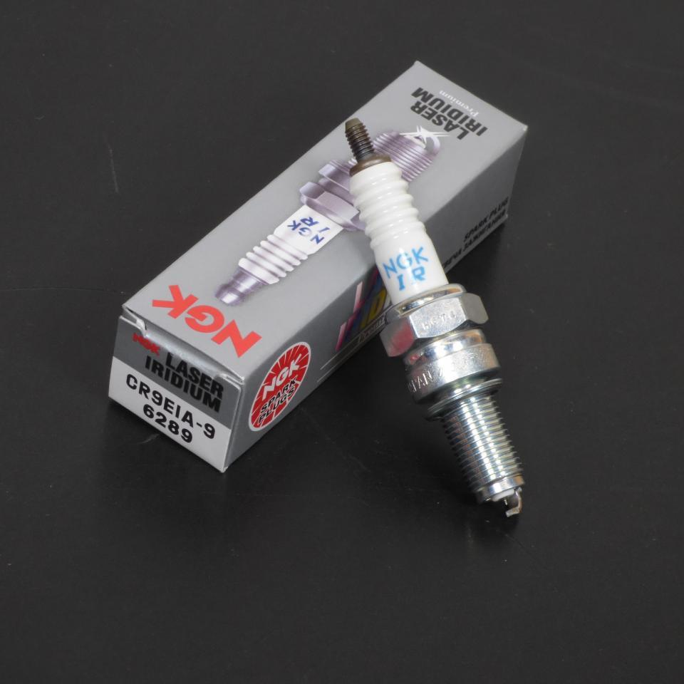 Bougie d'allumage NGK pour Moto Yamaha 1000 R1 2002 à 2003 CR9EIA-9 Laser Iridium / 6289 Neuf