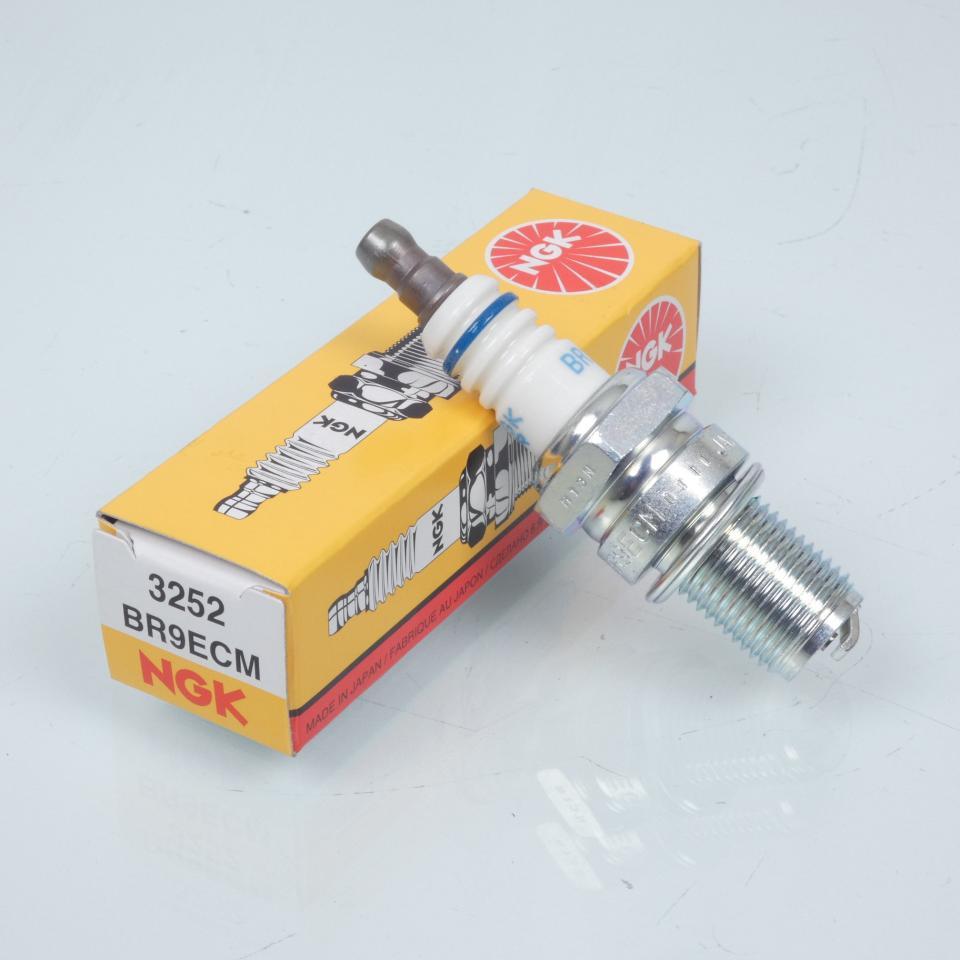 Bougie d'allumage NGK pour Moto Aprilia 250 RS 1994 à 2004 Neuf