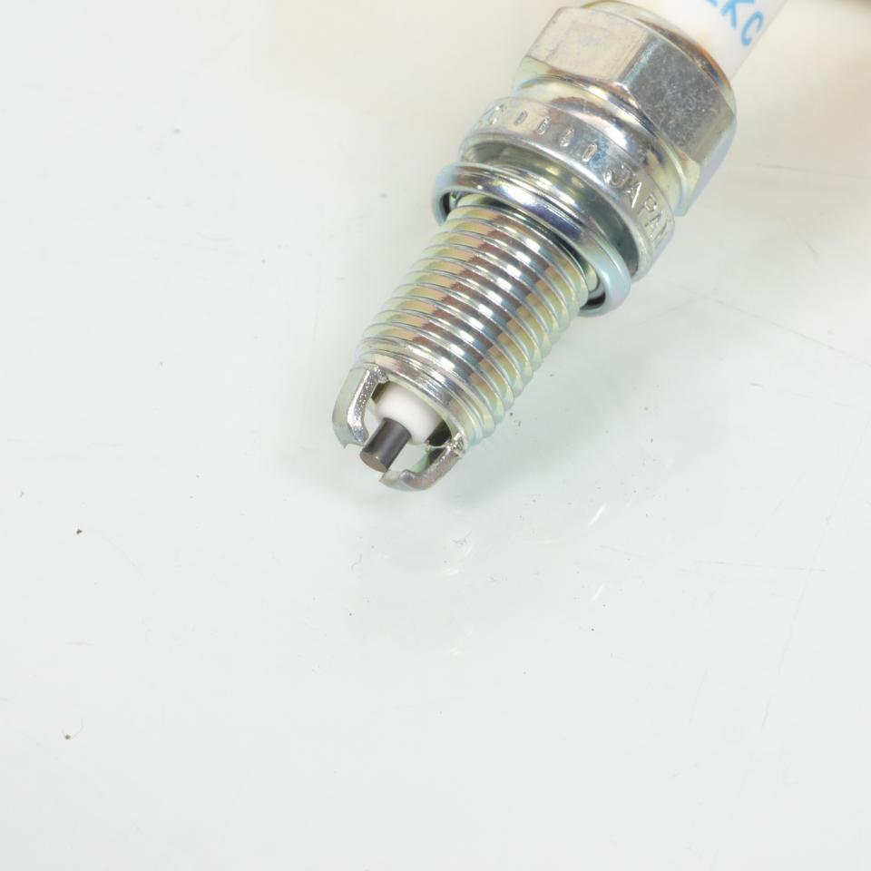 Bougie d'allumage NGK pour Moto Husaberg 450 Fe 4T 2008 à 2014 Neuf