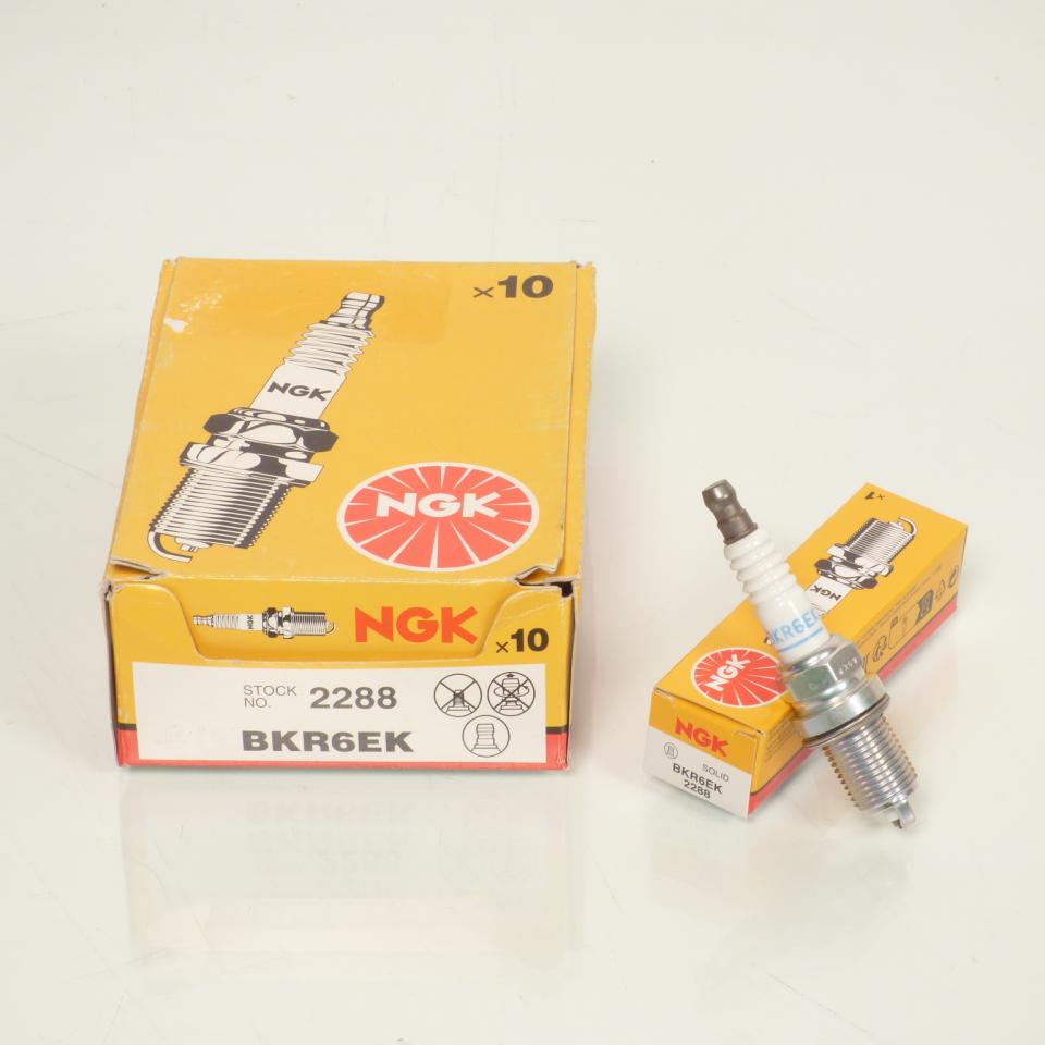 Bougie d'allumage pour BMW R S