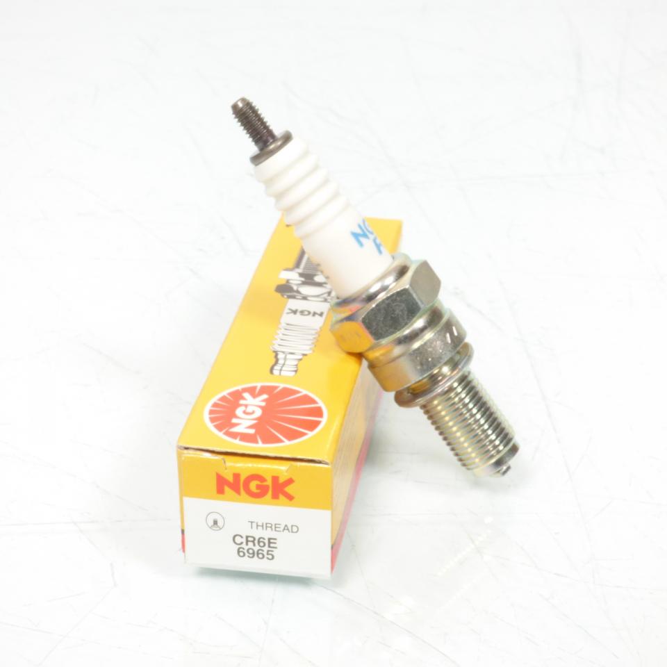 Bougie d'allumage NGK pour Quad Suzuki 450 LTR 2008 à 2011 CR6E Neuf
