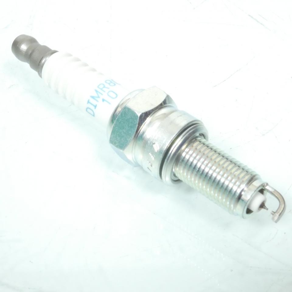 Bougie d'allumage NGK pour Moto Harley Davidson 1250 VRSCAW VRod Après 2008 DIMR8C10 / 92743 / Par 4 Neuf