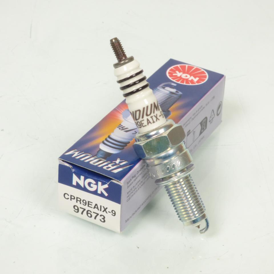 Bougie d'allumage NGK pour Moto Yamaha 1300 FJR Avant 2020 CPR9EAIX-9 / 97673 / Par 4 Neuf