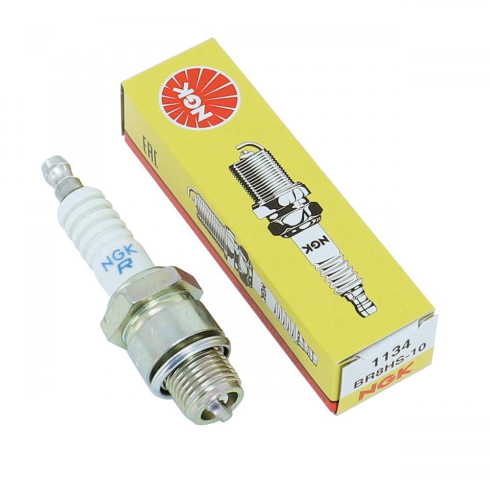 Bougie d'allumage NGK pour scooter MBK 100 Ovetto 1999 à 2005 BR8HS-10 / 7204 Neuf