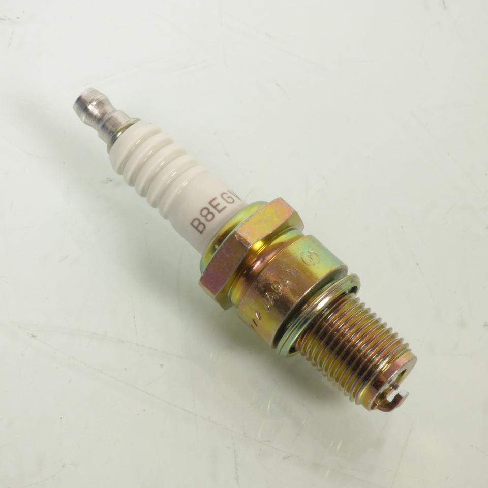 Bougie d'allumage NGK pour Moto Husqvarna 360 WR 1992 à 2002 B8EGV Neuf