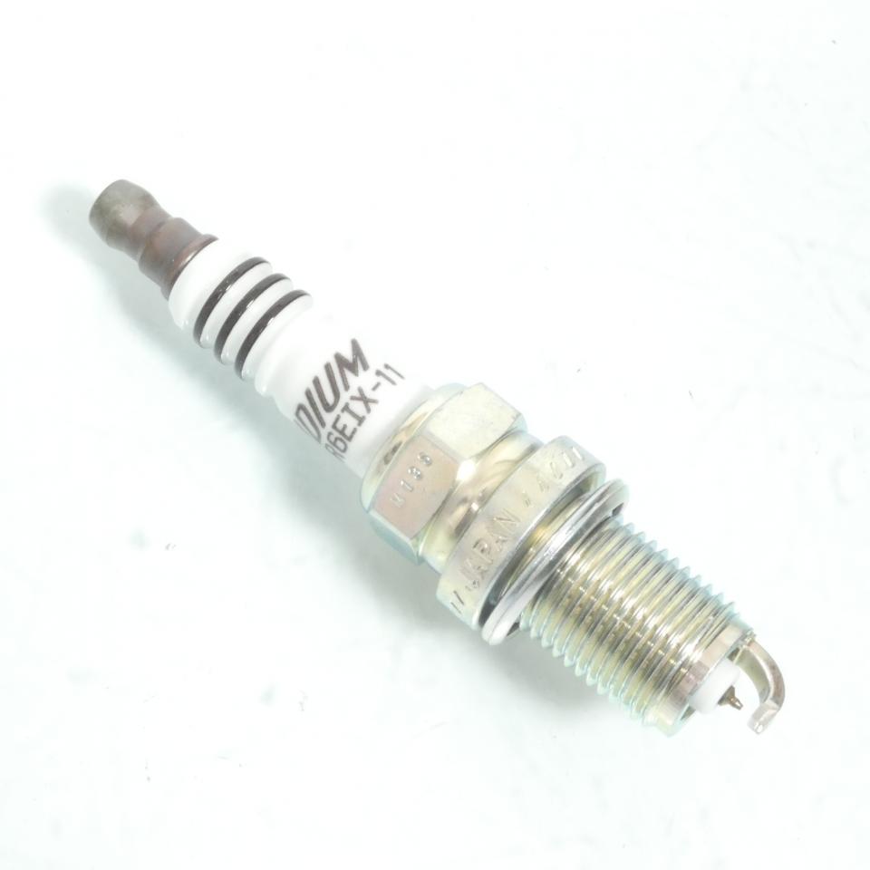 Bougie d'allumage NGK pour Auto BCPR6EIX-11 / 4919 / Par 4 Neuf