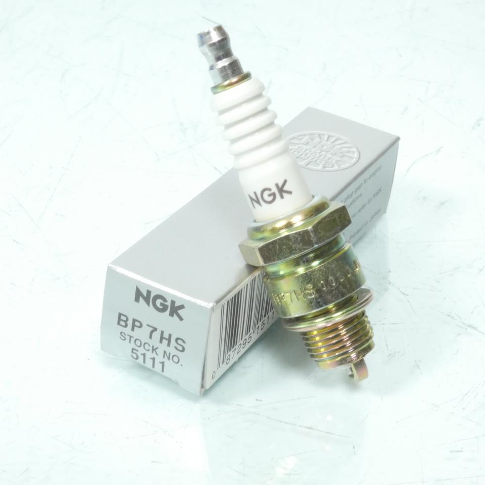 Bougie d'allumage NGK pour Moto Sachs 50 KX 5 Après 1986 Neuf