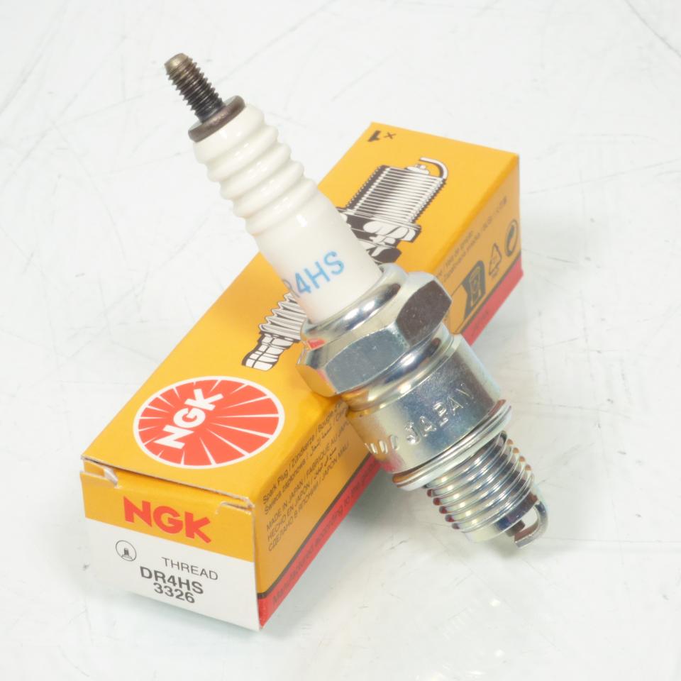 Bougie d'allumage NGK pour moto DR4HS / 3326 Neuf