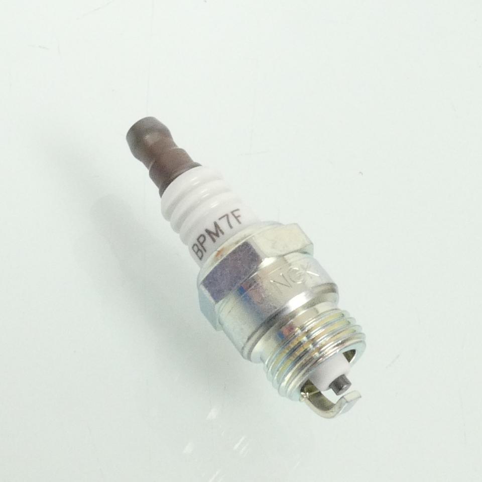 Bougie d'allumage NGK pour moto BPM7F / 1268 / Par 10 Neuf