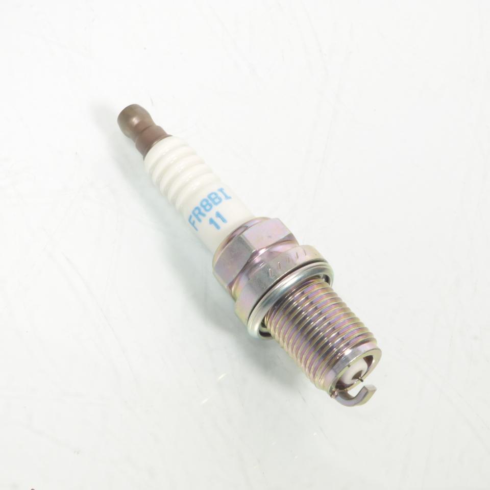 Bougie d'allumage NGK pour moto FR8BI-11 / 6968 / Par 4 Neuf