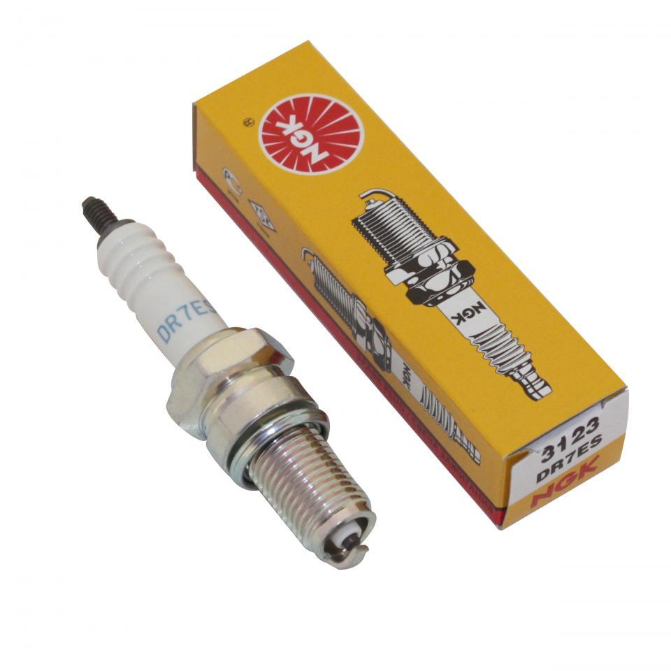 Bougie d'allumage NGK pour moto Honda 550 Cb F K3 1978 à 1981 DR7ES / 3123 Neuf