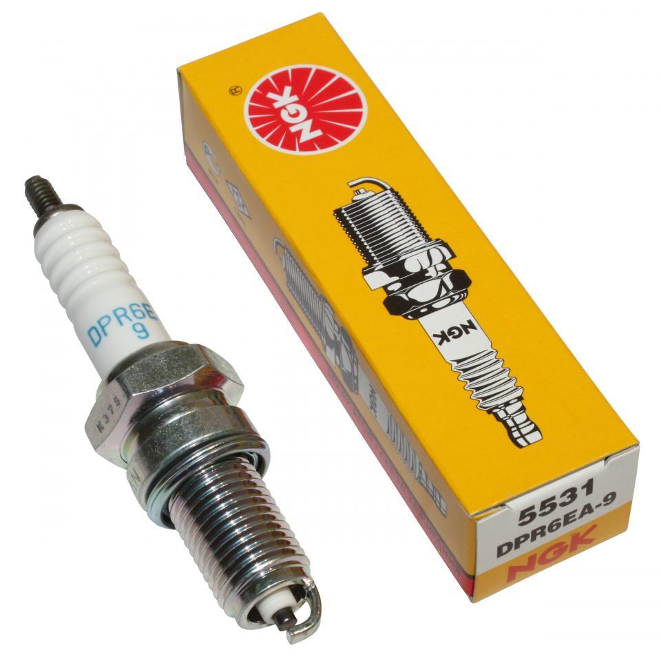 Bougie d'allumage NGK pour Moto Suzuki 1600 VZ Marauder 2003 à 2006 DPR6EA-9 / 5531 Neuf