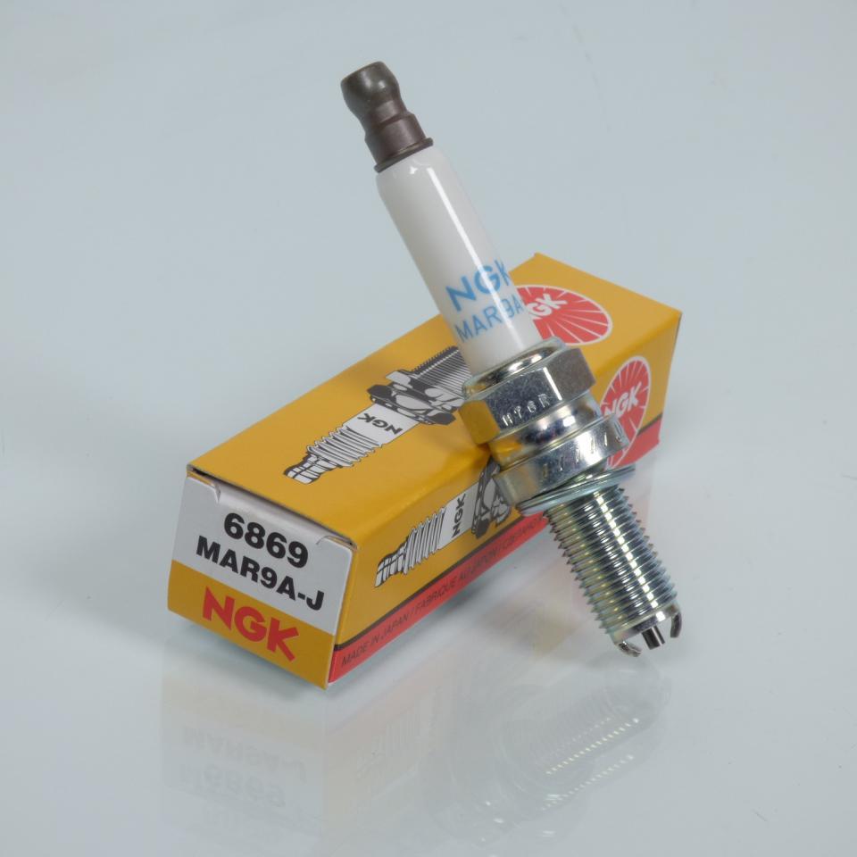 Bougie d'allumage NGK pour Moto Ducati 959 959 Panigale Abs 2016 MAR9A-J / 6869 Neuf