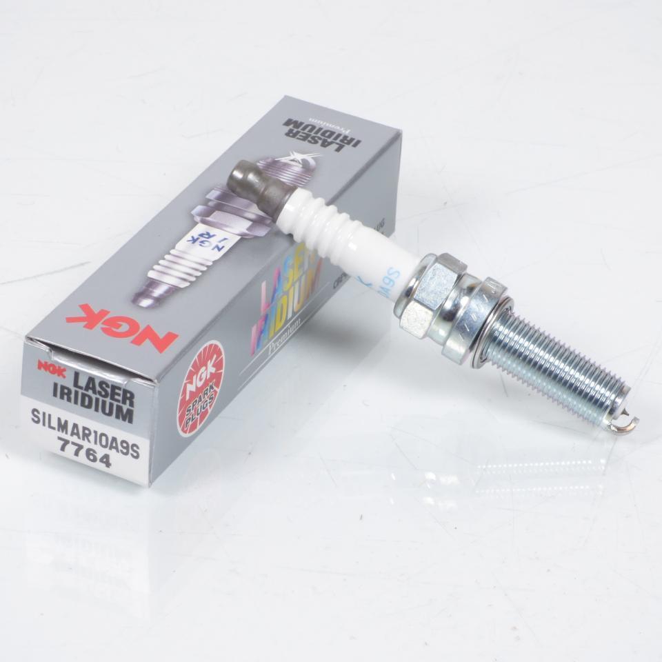 Bougie d'allumage NGK pour moto Honda 450 Cr-F R 2008 à 2022 SILMAR10A9S / 7764 / Par 10 Neuf