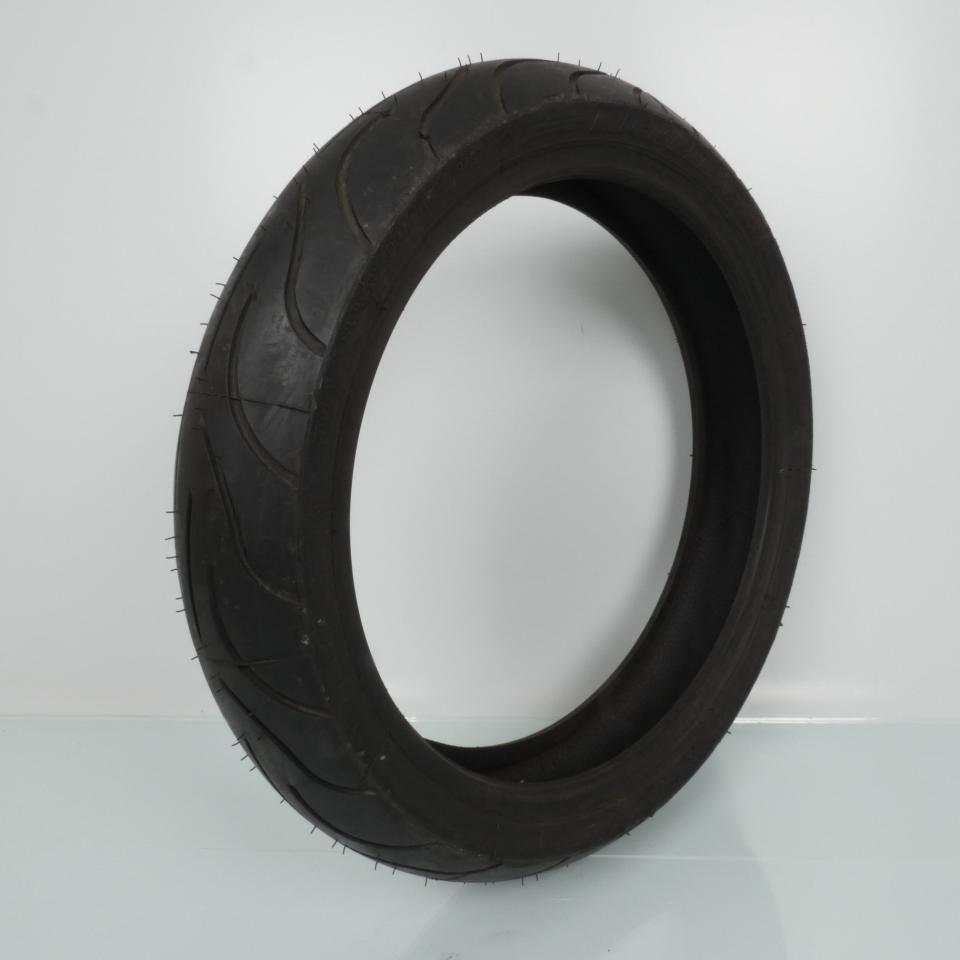 Pneu 110-70-17 pour Michelin