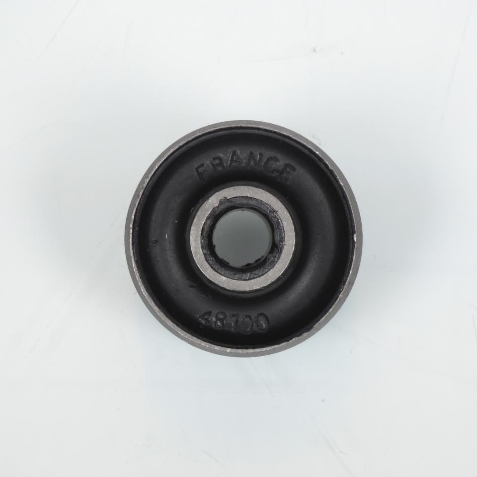 Silentbloc supérieur moteur pour mobylette MBK 50 Magnum Racing 8x32x18/23.5mm