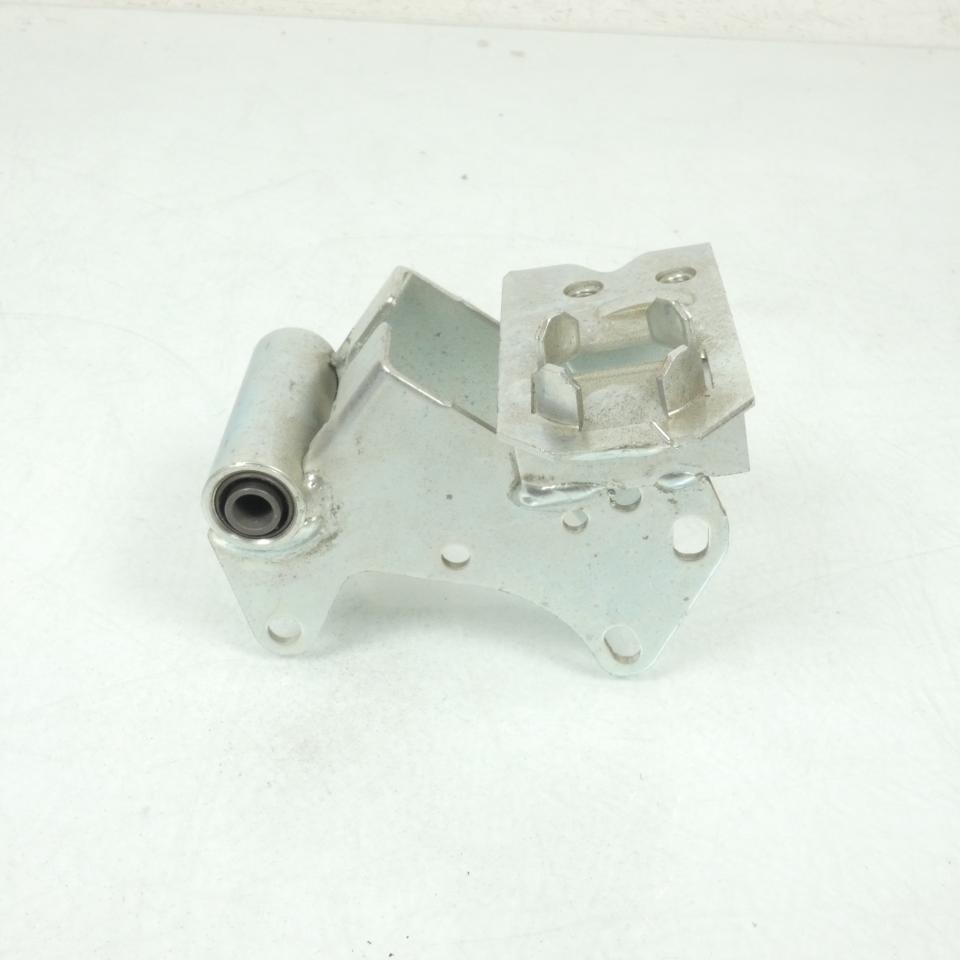 Support moteur origine pour Mobylette Peugeot 50 103 SPX 1985 à 2020 719809 / 765553 Neuf