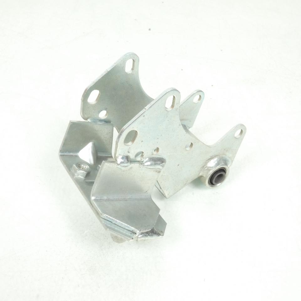 Support moteur origine pour Mobylette Peugeot 50 103 SPX 1985 à 2020 719809 / 765553 Neuf