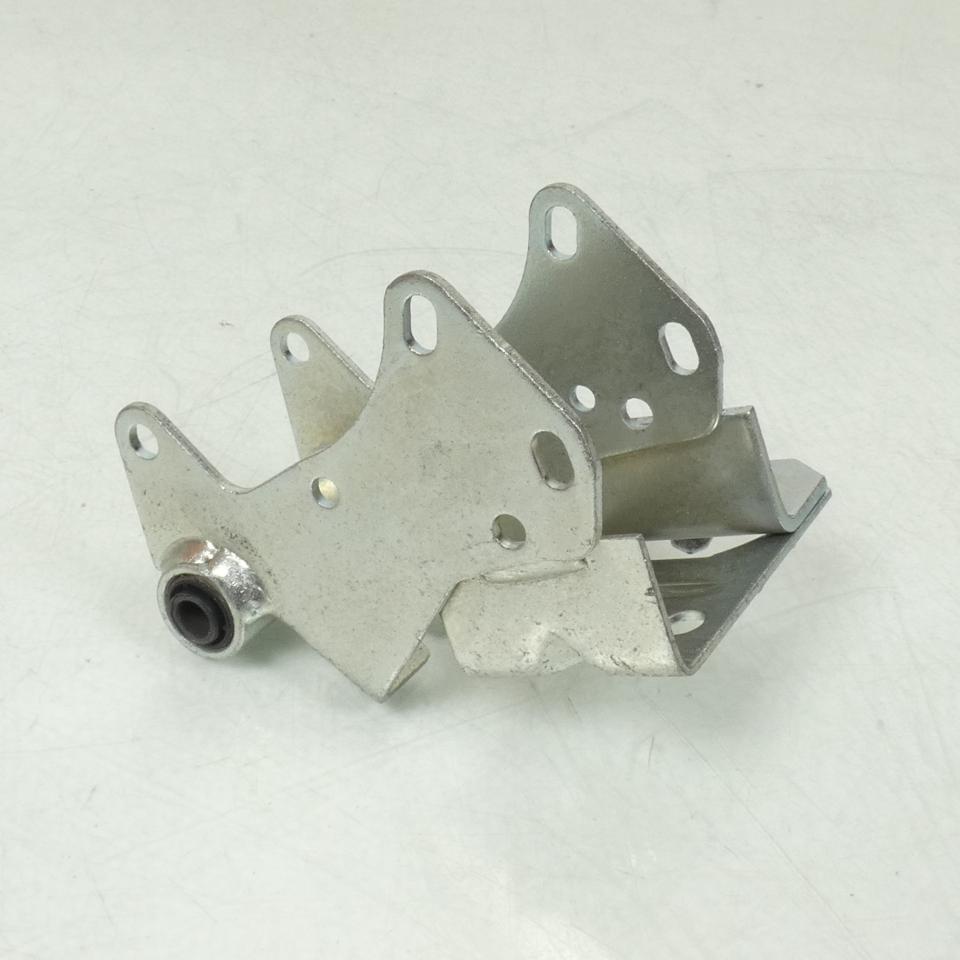 Support moteur inférieur 765553 719809 pour mobylette Peugeot 50 103 SPX Neuf