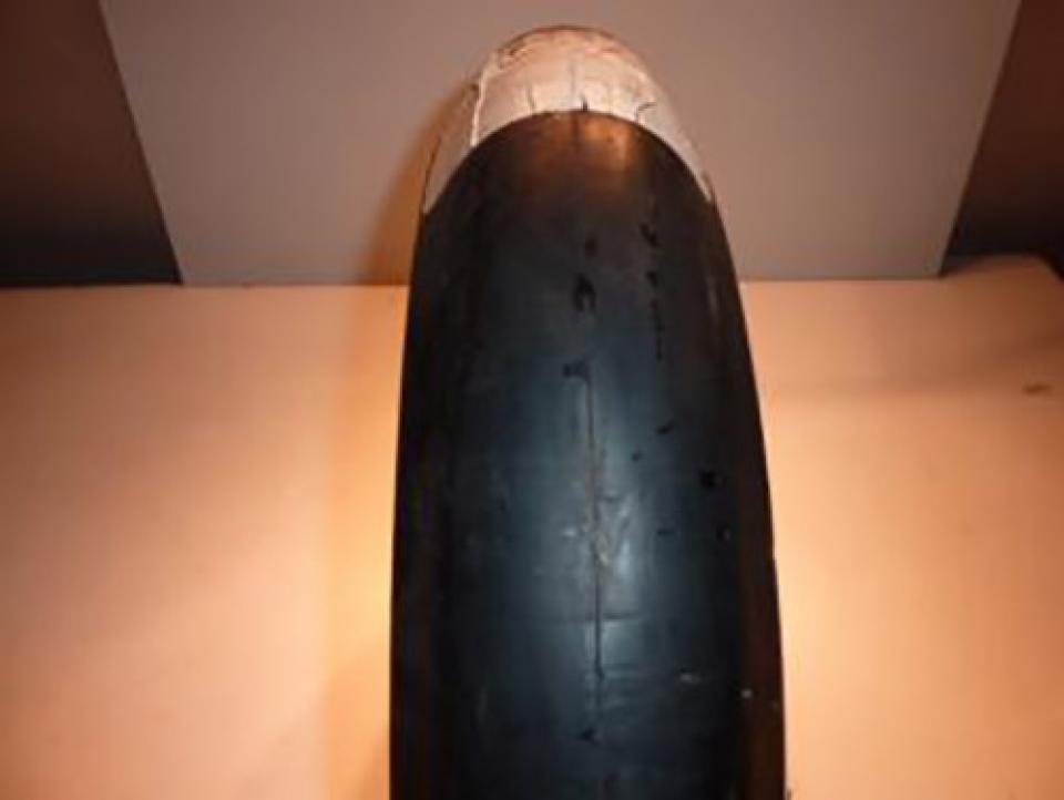 Pneu 120-60-17 pour Michelin
