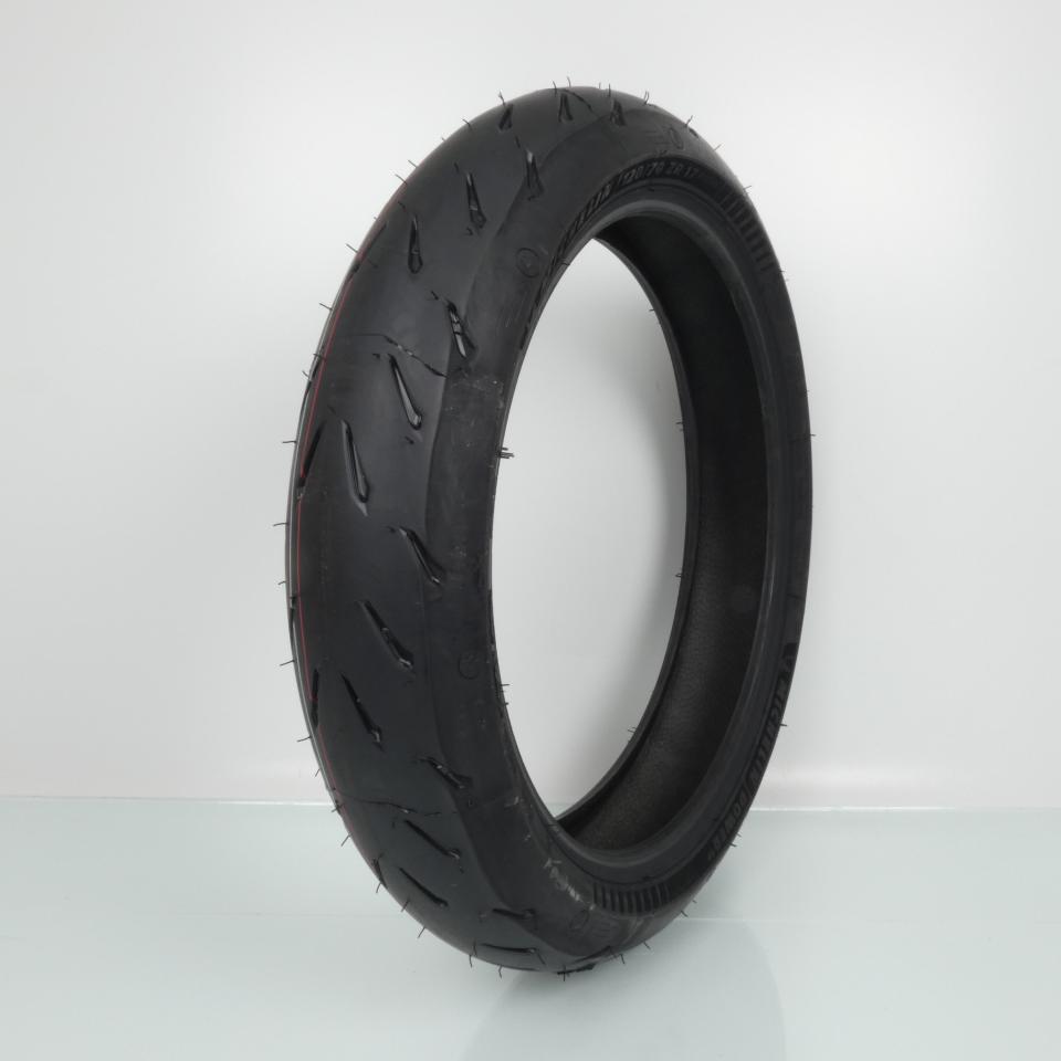 Pneu 120-70-17 pour Michelin