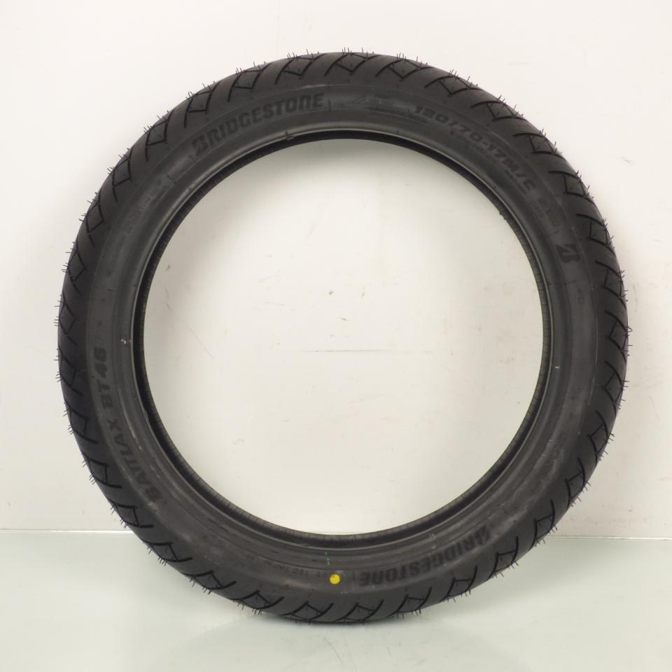 Pneu 120/70-17 Bridgestone pour moto Bridgestone Battlax BT46 TL 58H Neuf