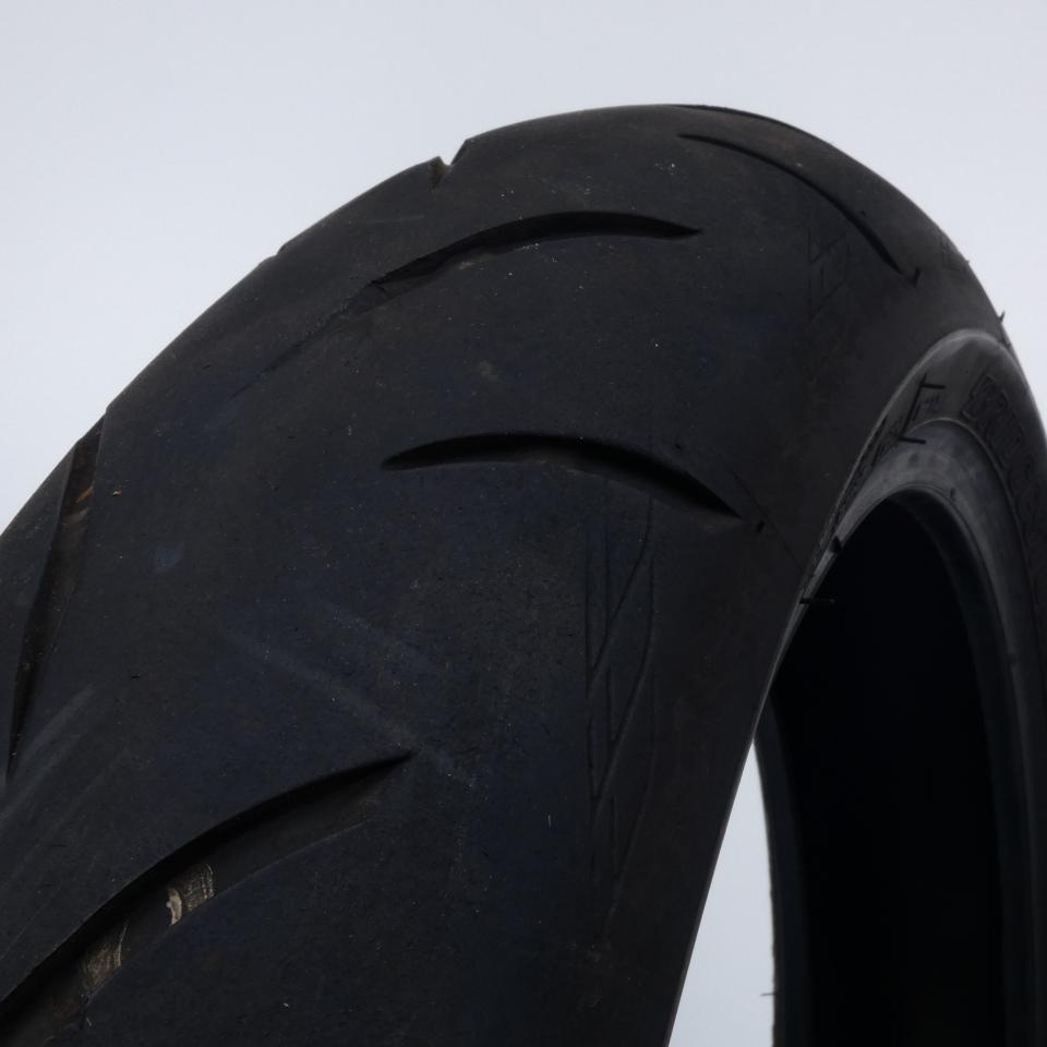 Pneu avant 120-70-17 Bridgestone Battlax HyperSport S21F pour moto Occasion