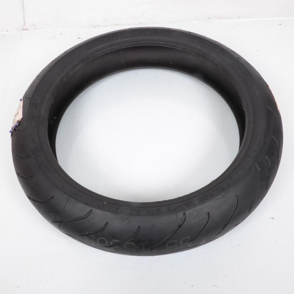 Pneu 120-70-17 Metzeler pour Moto Honda 500 Cbf Abs 2004 à 2007 AV Neuf