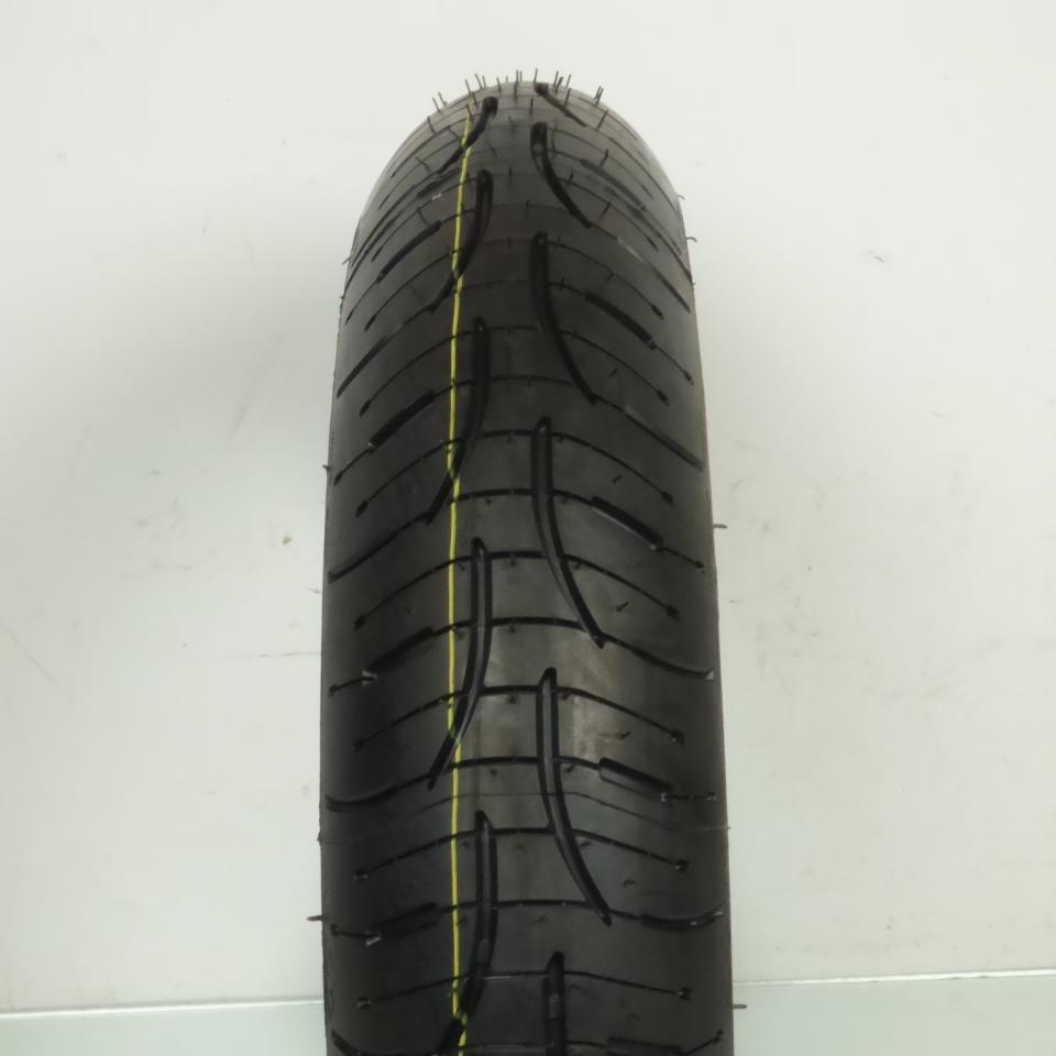 Pneu 120-70-17 Michelin Pilot Road 4 GT 120/70 ZR 17 58W pour moto / AV Neuf