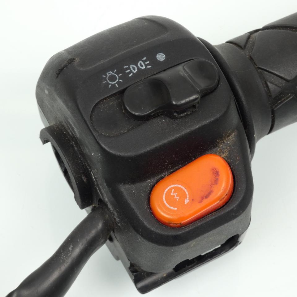 Commodo droit origine complet pour scooter Yamaha 125 Teos Occasion