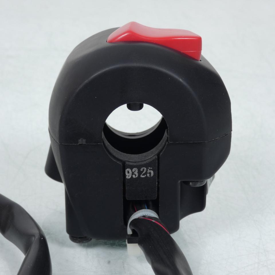 Commodo droit pour moto Suzuki 600 Bandit 1995 à 1999 37200-33E31-000 Neuf