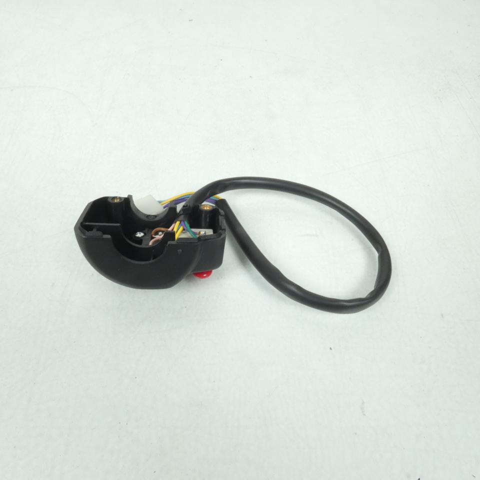 Demi-Commodo droit pour scooter Peugeot 50 TKR feux 3 position 6 fils Neuf
