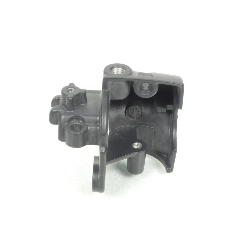 Demi Commodo droit partie AV pour scooter MBK 50 Nitro FC3140 5BRH398701 Neuf