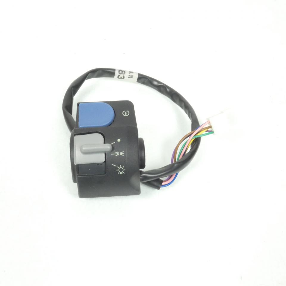 1/2 Commodo droit AV pour scooter Peugeot 125 Elyseo 1999 à 2001 Violet 739644