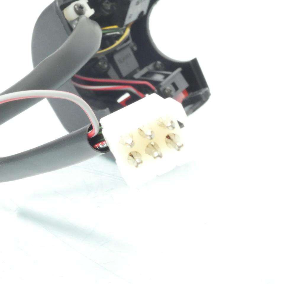 Commodo droit origine pour Scooter Aprilia 125 Scarabeo 1999 à 2004 AP8127226 Neuf