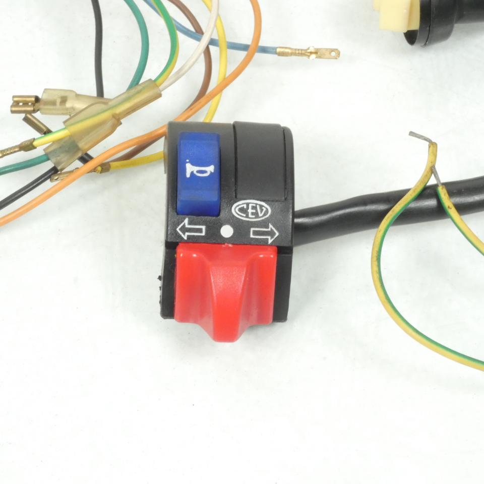 Demi Commodo gauche clignotant CEV pour mobylette MBK 51V 26872 Neuf