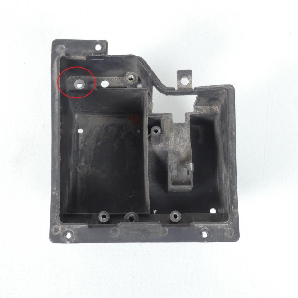 Support de batterie pour scooter Yuanjia 50 Sunny 2 50325-KGBG-9000 Occasion