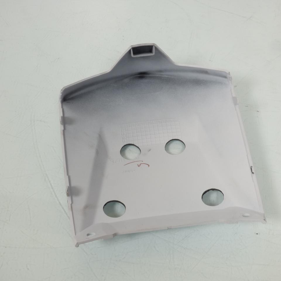 Inter coque arrière origine pour scooter Suzuki 400 Burgman 2018-2020 47311-19K0
