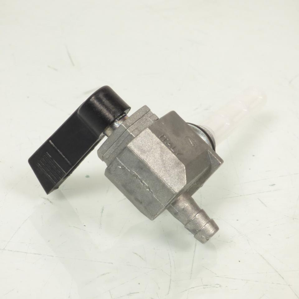 Robinet de réservoir d'essence OMG pour mobylette MBK 51 M10x1.00 sortie arrière