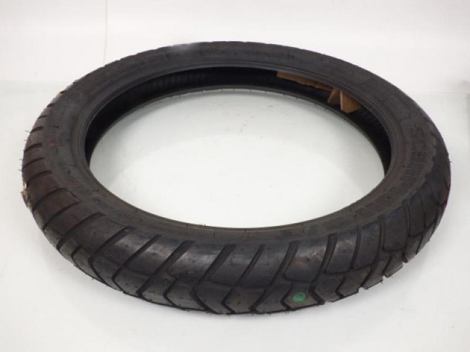 Pneu 110-80-19 Pirelli pour Auto 59H Neuf