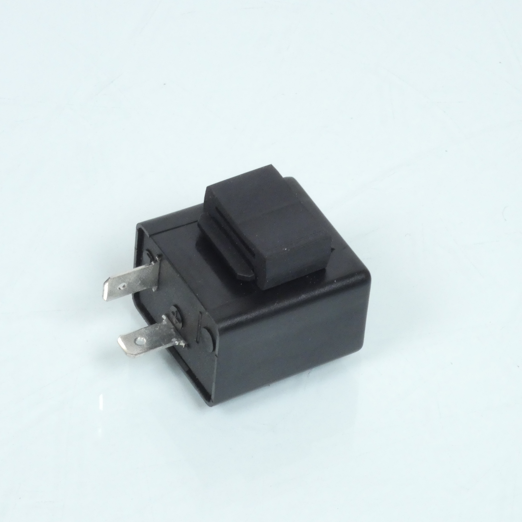 Centrale clignotante Guilera pour scooter Yamaha 125 Majesty Avant 2020 neuf