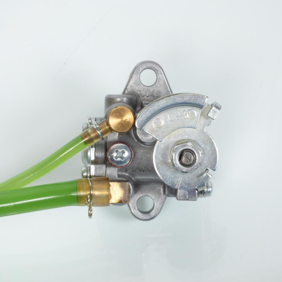 Pompe à huile origine pour Scooter Piaggio 50 Typhoon 82652R / 10049 Neuf