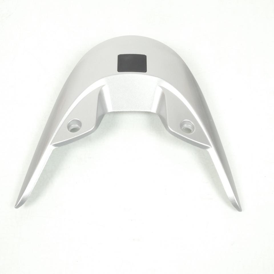 Aileron arrière origine pour scooter Fym 50 Strada 759429TV / GY50 Occasion