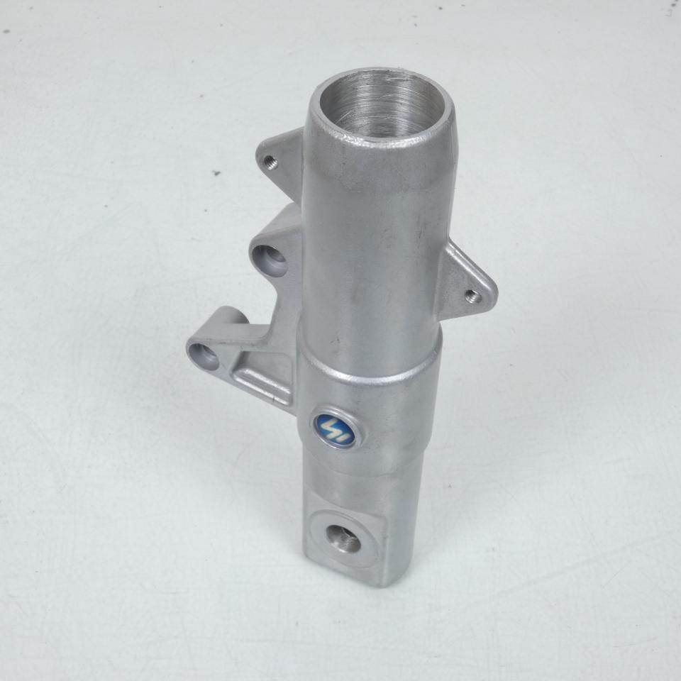 Chape pied de fourche droit pour moto Rieju 50 Rs2 Matrix Pro 0/000.880.7000