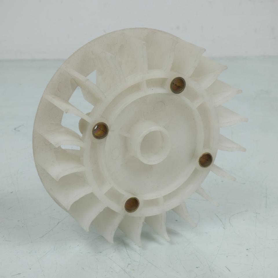 Helice ventilateur d'allumage pour scooter Chinois 50 Little fish 139QMB / GY6