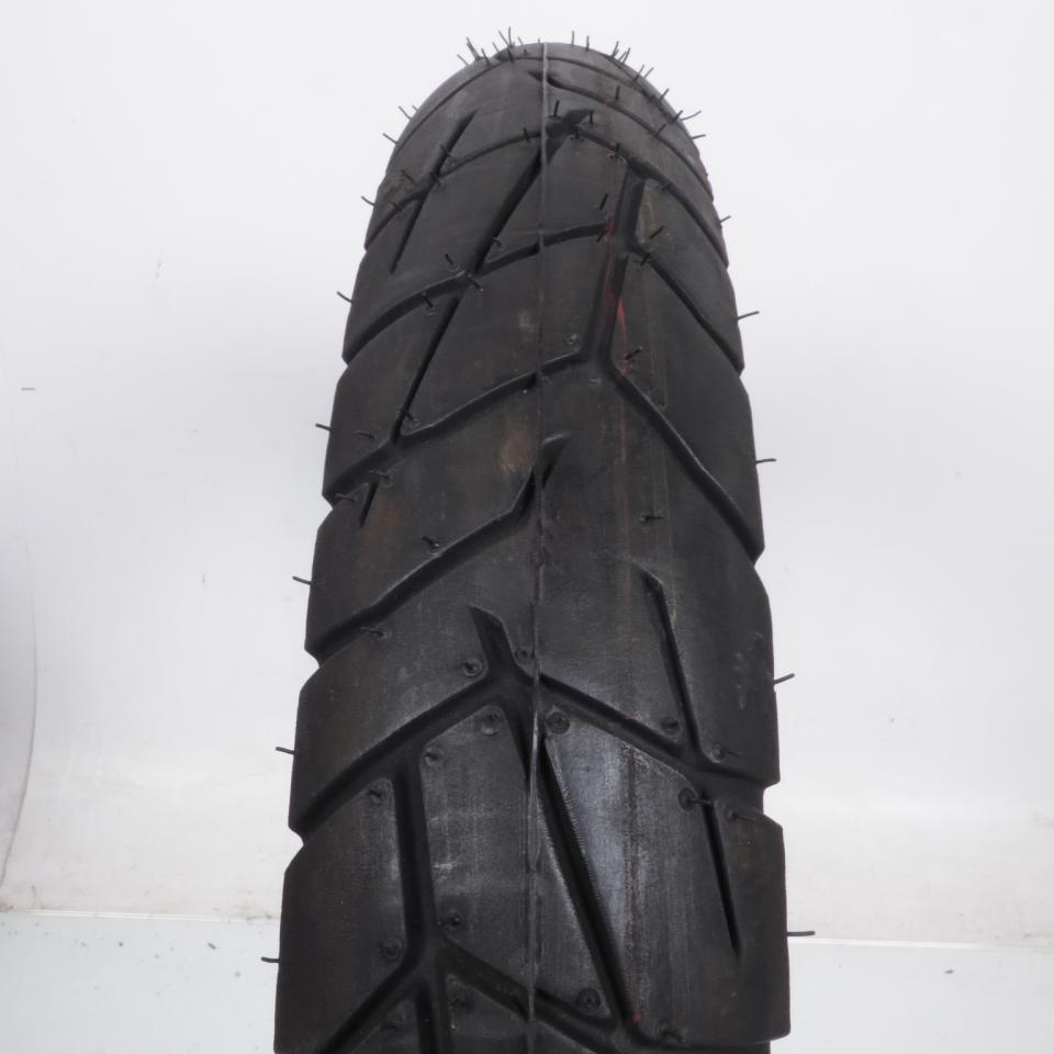 Pneu 90-90-21 pour