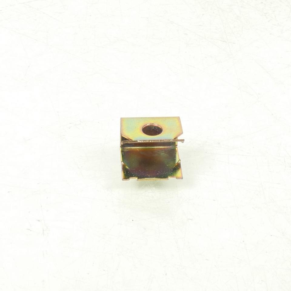 agrafe attache origine pour scooter Peugeot 50 Buxy 1997 Neuf